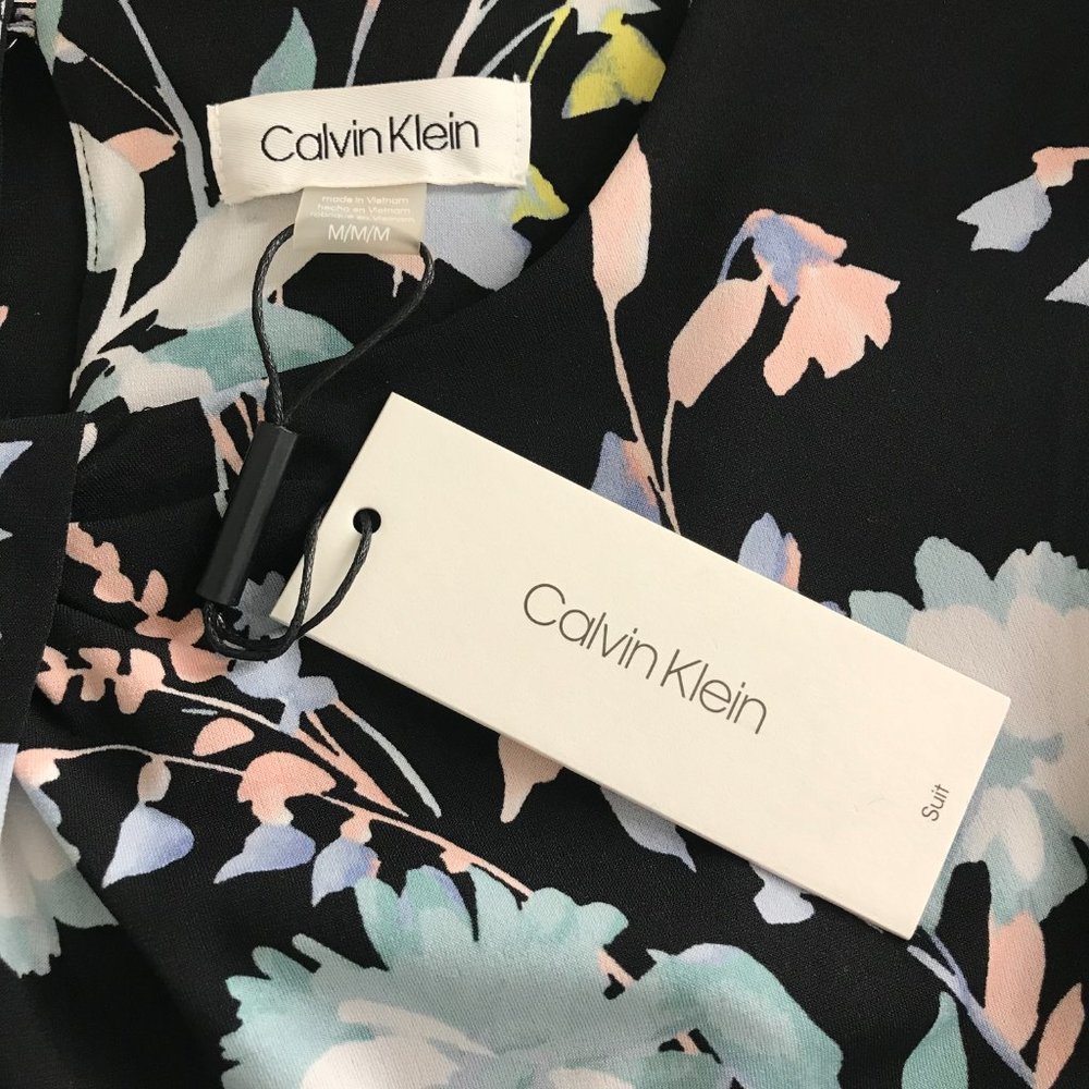 Calvin Klein Floral Sleeveless Blouse | Black/Light Blue | Medium - Picture 10 of 12